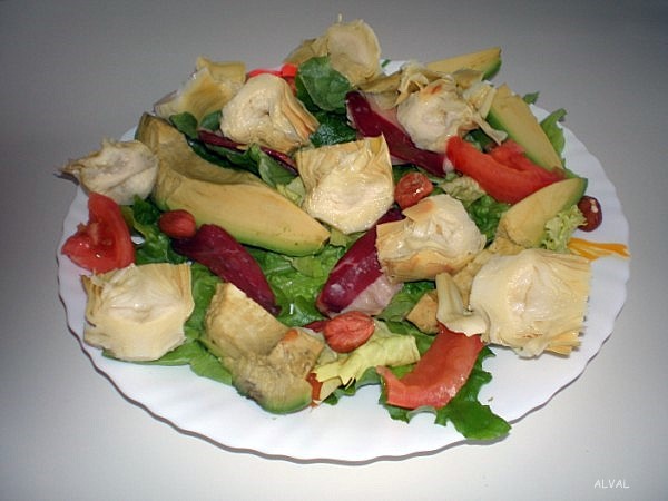 pour - Comment bien se nourrir : la diététique pour une alimentation équilibrée et salutaire Salade-artichauts